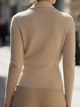 Top avvolgente in maglia drappeggiata color tortora