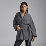 Giacca a Portafoglio con Cintura – Stile a Strati Senza Sforzo